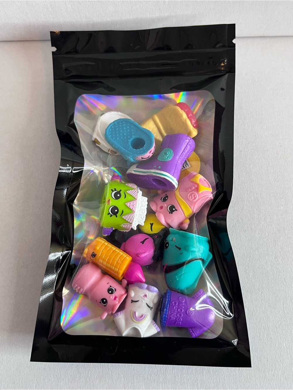🛍️ 15-Piece Shopkins Collectible Toy Grab Bag Lot – Multi-Season Mix